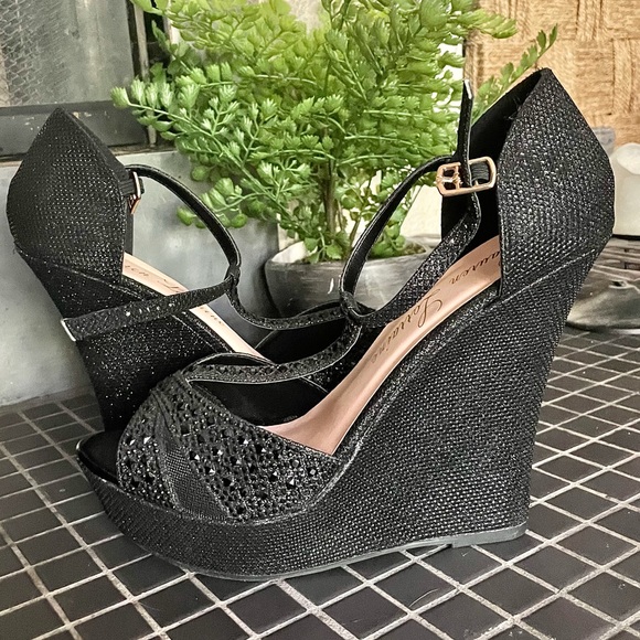 Lauren Lorraine Ness Rhinestone Black Wedge - Picture 7 of 9